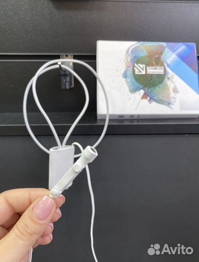 Микронаушники Bluetooth