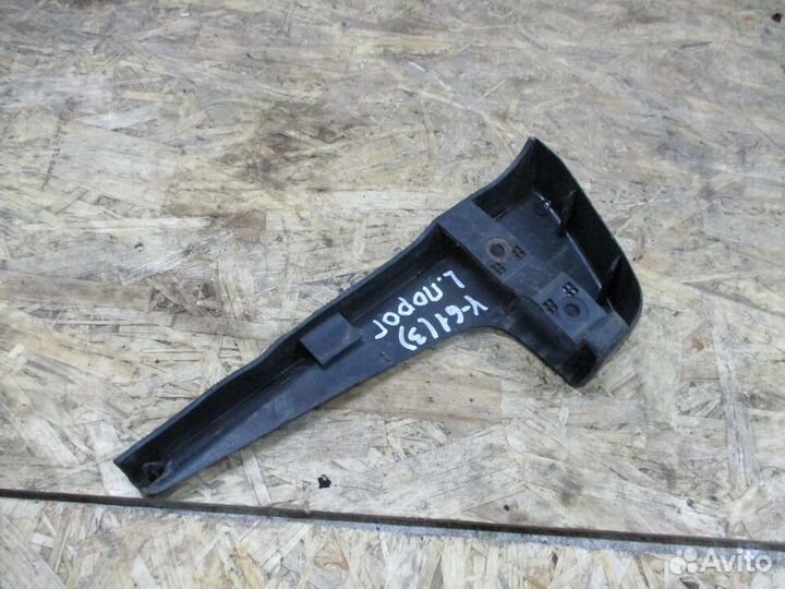 Накладка подножки левая Ниссан Патрол Y61