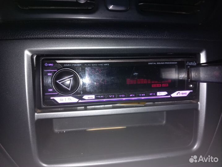 Магнитола Aura AMH-79DSP