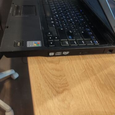 Ноутбук HP compaq