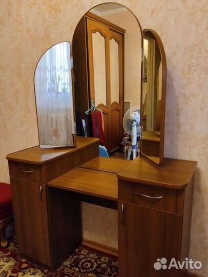 Трюмо трельяж с зеркалом