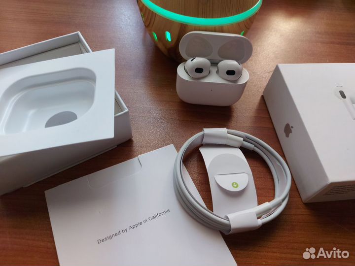 Беспроводные наушники Apple AirPods 3