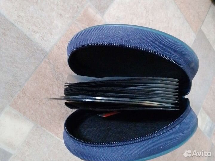 Футляр для дисков