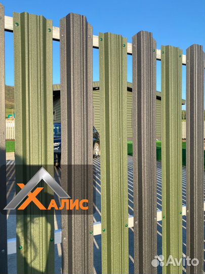 Забор металлический