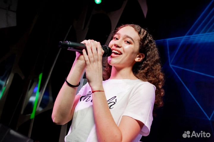 Снимем зажимы и научим петь без напряга за месяц