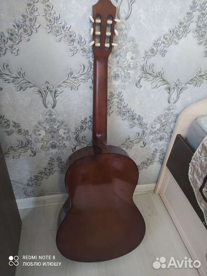 Классическая гитара yamaha c40