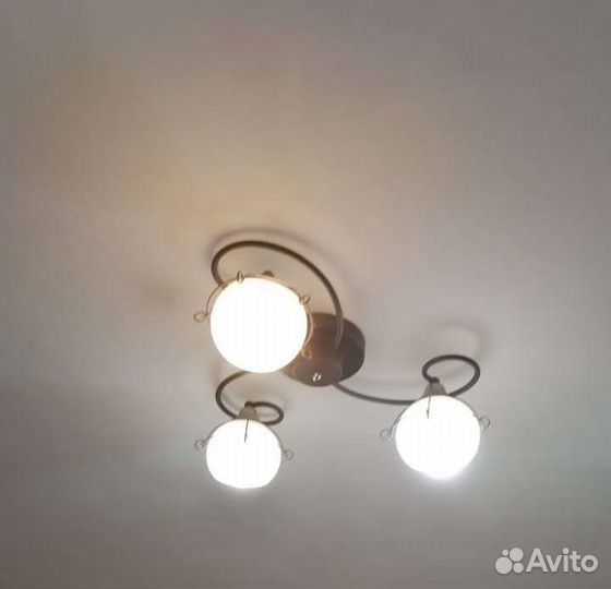 Люстра, Светильник потолочный