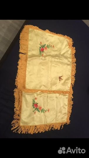 Шелковая наволочка с вышивкой.китай