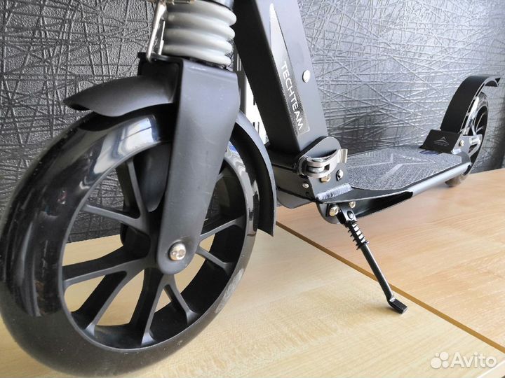 Самокат городской два амортизатора /Новый