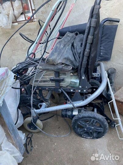 Инвалидная коляска с электроприводом бу
