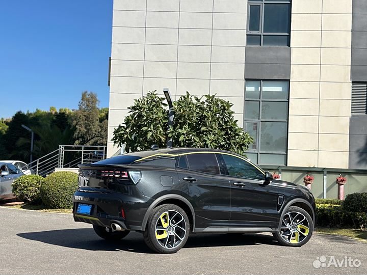 Lynk & Co 05 2.0 AT, 2021, 28 000 км