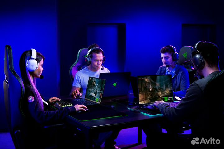 Razer Blade 18 Intel i9-13950HX, nVidia RTX4070 8G