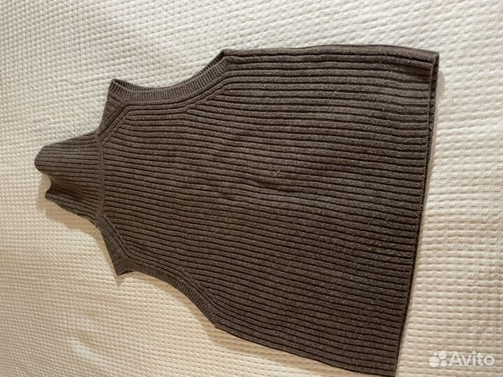 Жилет And other stories (Stockholm) 42р