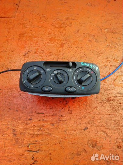 Климат-контроль Toyota Raum NCZ20 1NZ-FE 2003