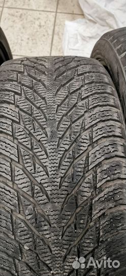 Nokian Tyres Hakkapeliitta R3 245/40 R19 98T