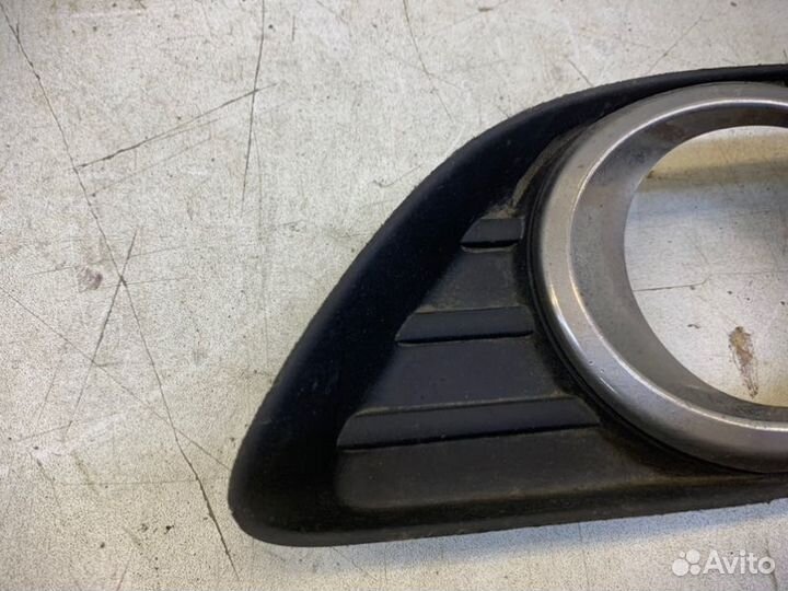 Рамка птф левая Toyota Camry 40 2009-2011