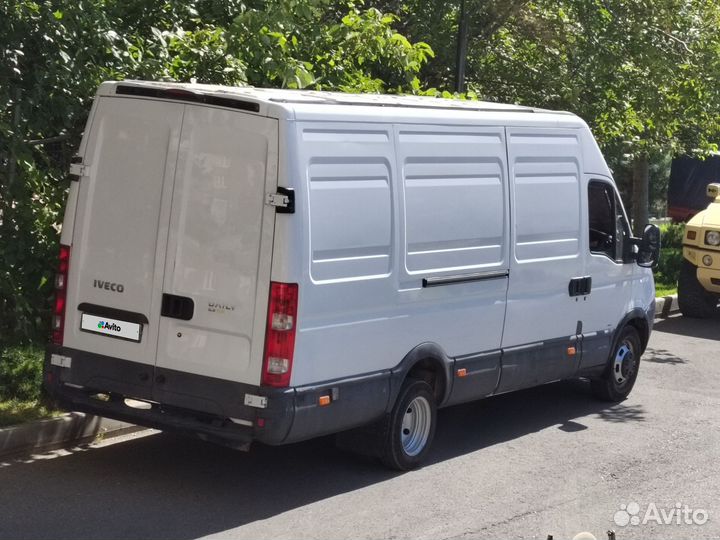 Iveco Daily цельнометаллический, 2008