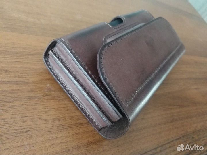 Чехол на 2 телефона