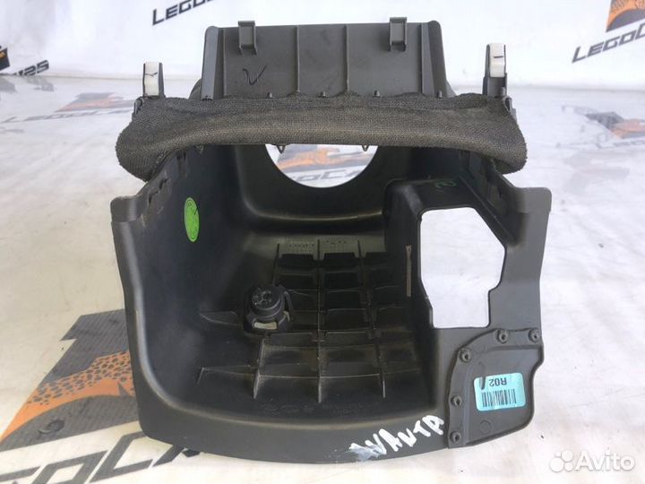 Кожух рулевой колонки Hyundai Avante G4FD 2011