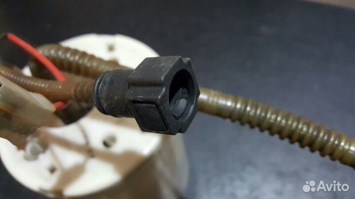 Топливный насос Porsche Cayenne 957 M48.51 2008