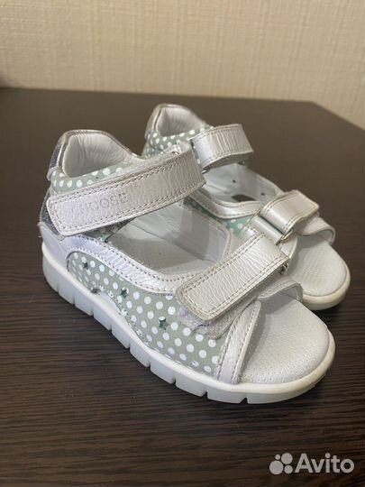 Сандали для девочки