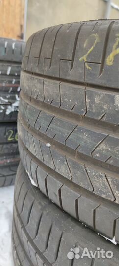 Pirelli P Zero PZ4 285/35 R20 101Z