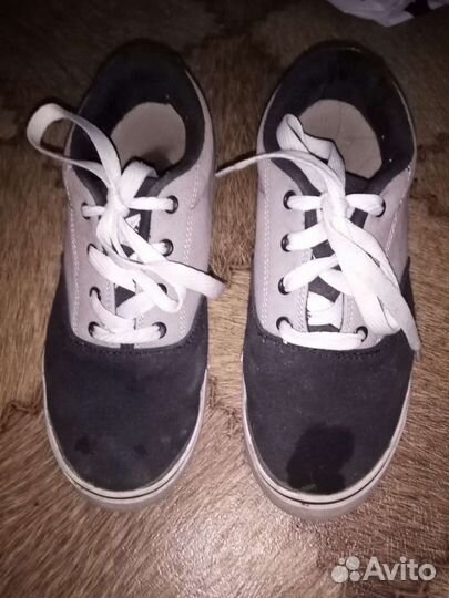 Хилисы. Кеды с роликом на пятках