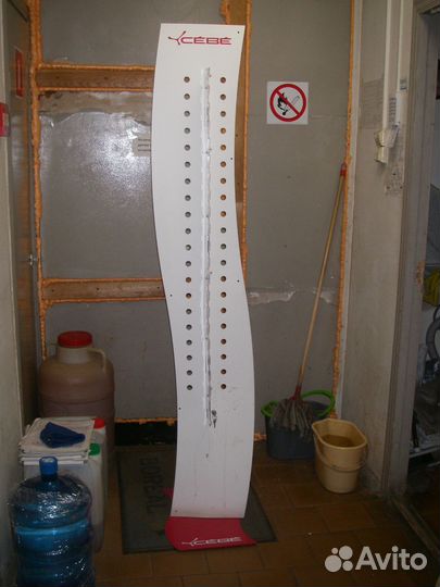 Отдам даром стойку для очков