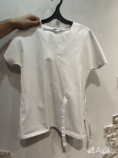 Продам медицинский костюм