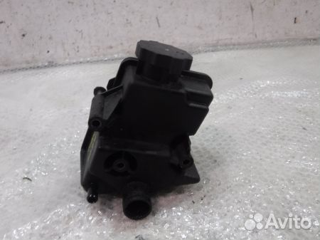 Бачок гидроусилителя