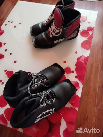 Лыжные ботинки