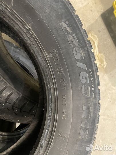 Pirelli Formula Ice 225/65 R17 102T