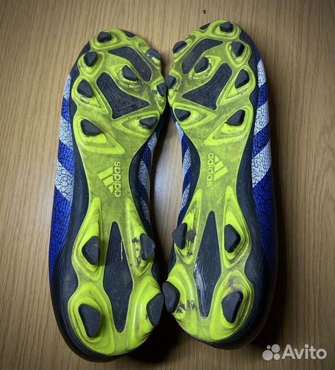 Футбольные бутсы Adidas predator