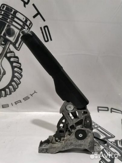 Рукоятка ручного тормоза Volkswagen Golf MK6