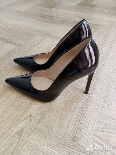 Туфли женские 38 размер carlo pazolini
