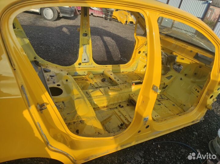 Крыло заднее правое opel Corsa d