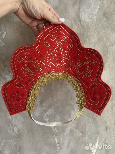 Платье с кокошником для девочки