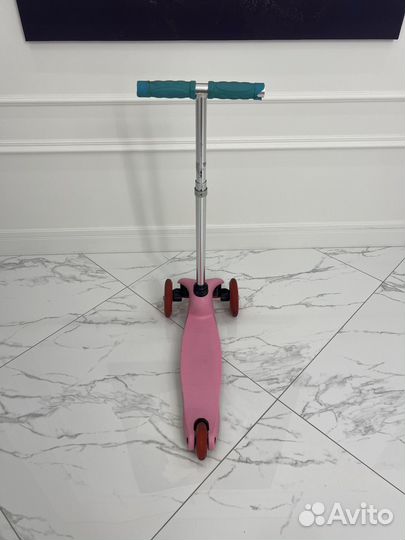 Самокат трехколесный Kreiss