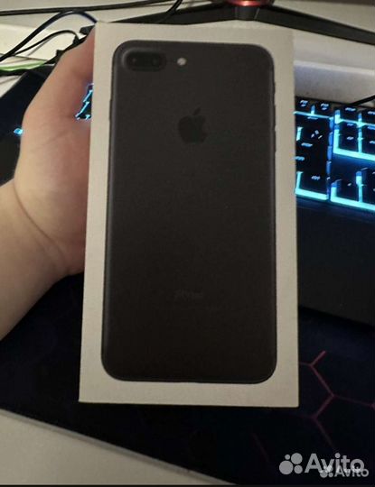 Телефон iPhone 7 plus