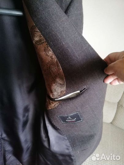Пиджак чистая шерсть 48 размер