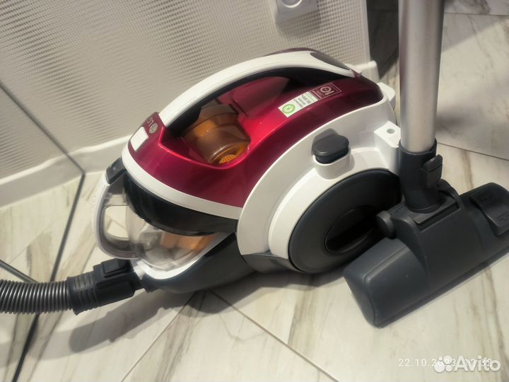 Пылесос LG Elektroniks lnk