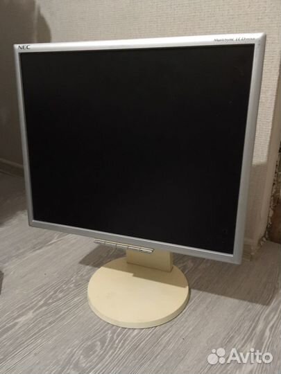 Монитор NEC lcd195nx
