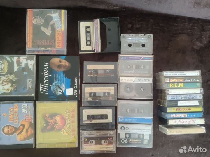 Аудиокассеты и диски