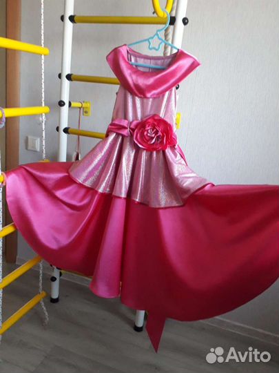 Детское нарядное платье