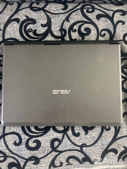 Ноутбук asus