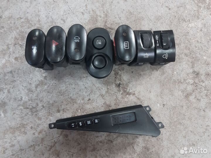 Кнопки,часы daewoo nexia