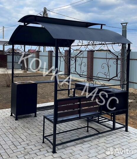 Беседка с мангалом