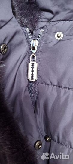 Пуховик женский длинный с капюшоном