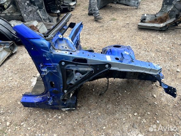 Четверть передняя правая Lexus GS 4