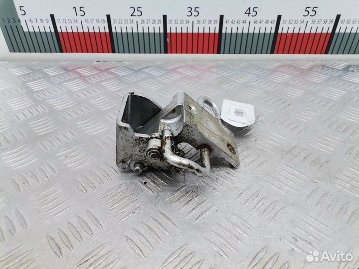 Петля для Volkswagen Touareg 1